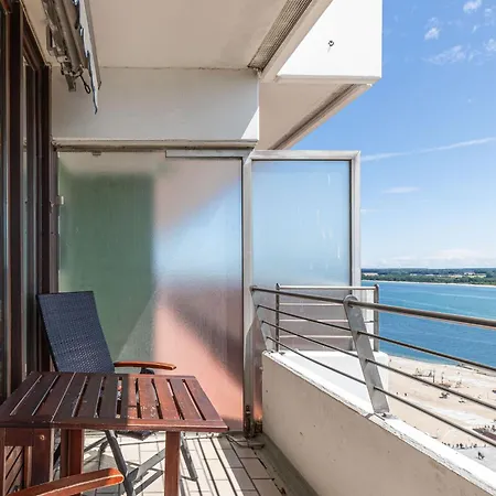 Trelleborgallee, 184 Apartment *